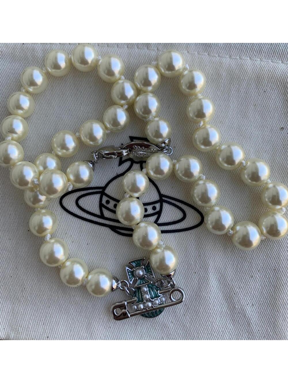 Vivienne Westwood Necklace KITTY Pearl Safety Pin Choker IN BOX Green Sliver New